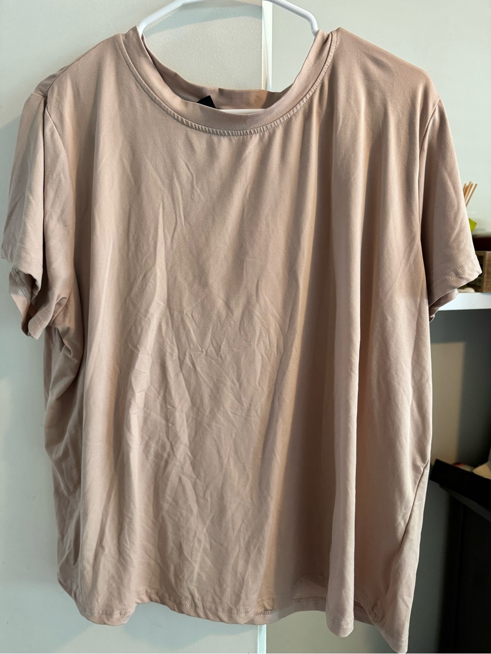 SHEIN Women's  Short Sleeve Crew Neck T-Shirt in champagne pink